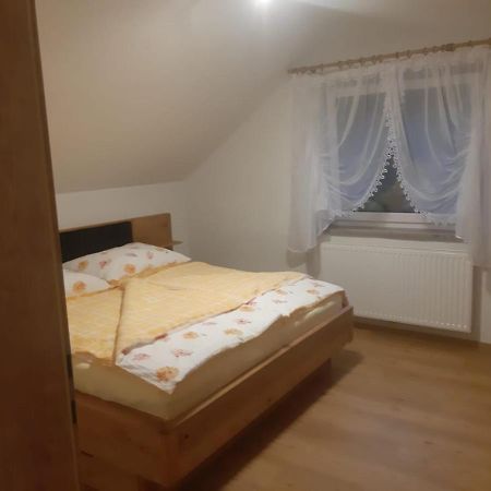 Ferienwohnung Anika Kleinlobming Exterior foto